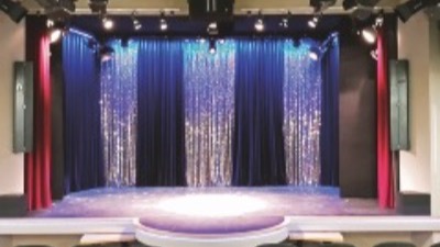1_grosser_saal_b.jpg